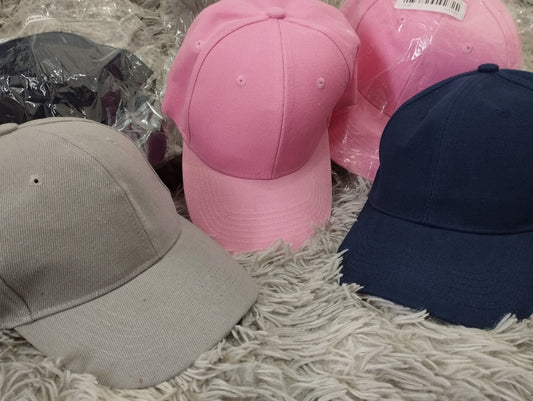 Cappellini con Stampa Personalizzata – Ordina il Tuo!