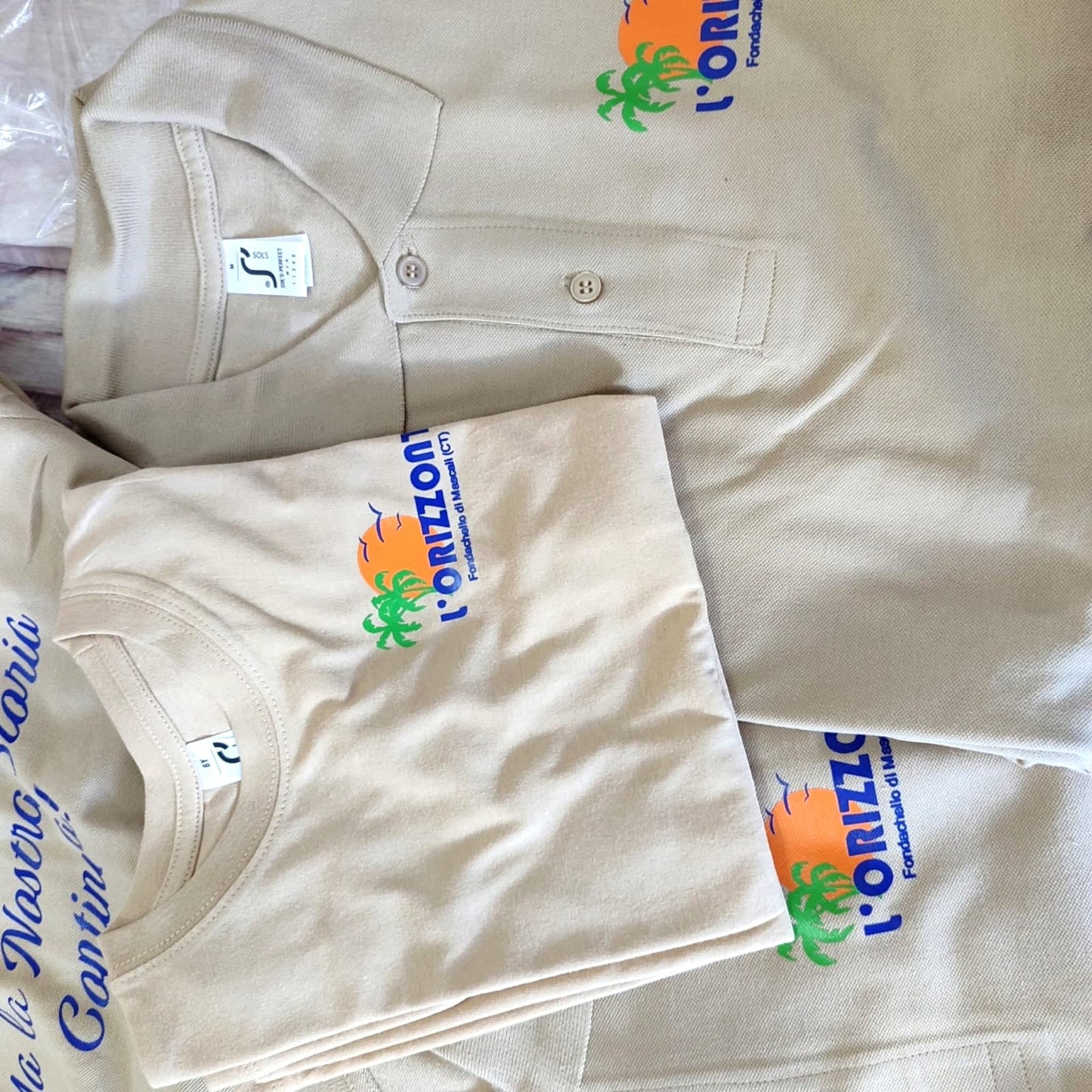 Magliette Polo Personalizzate con Logo o Frase – Ideali per Aziende, Eventi o Uso Personale