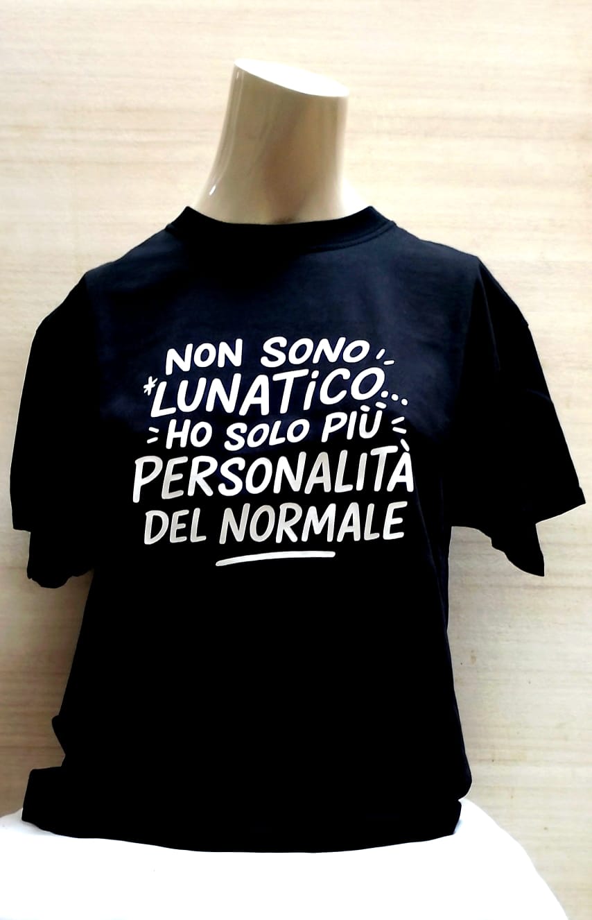 Magliette personalizzate con frasi o foto – Crea la tua t-shirt unica