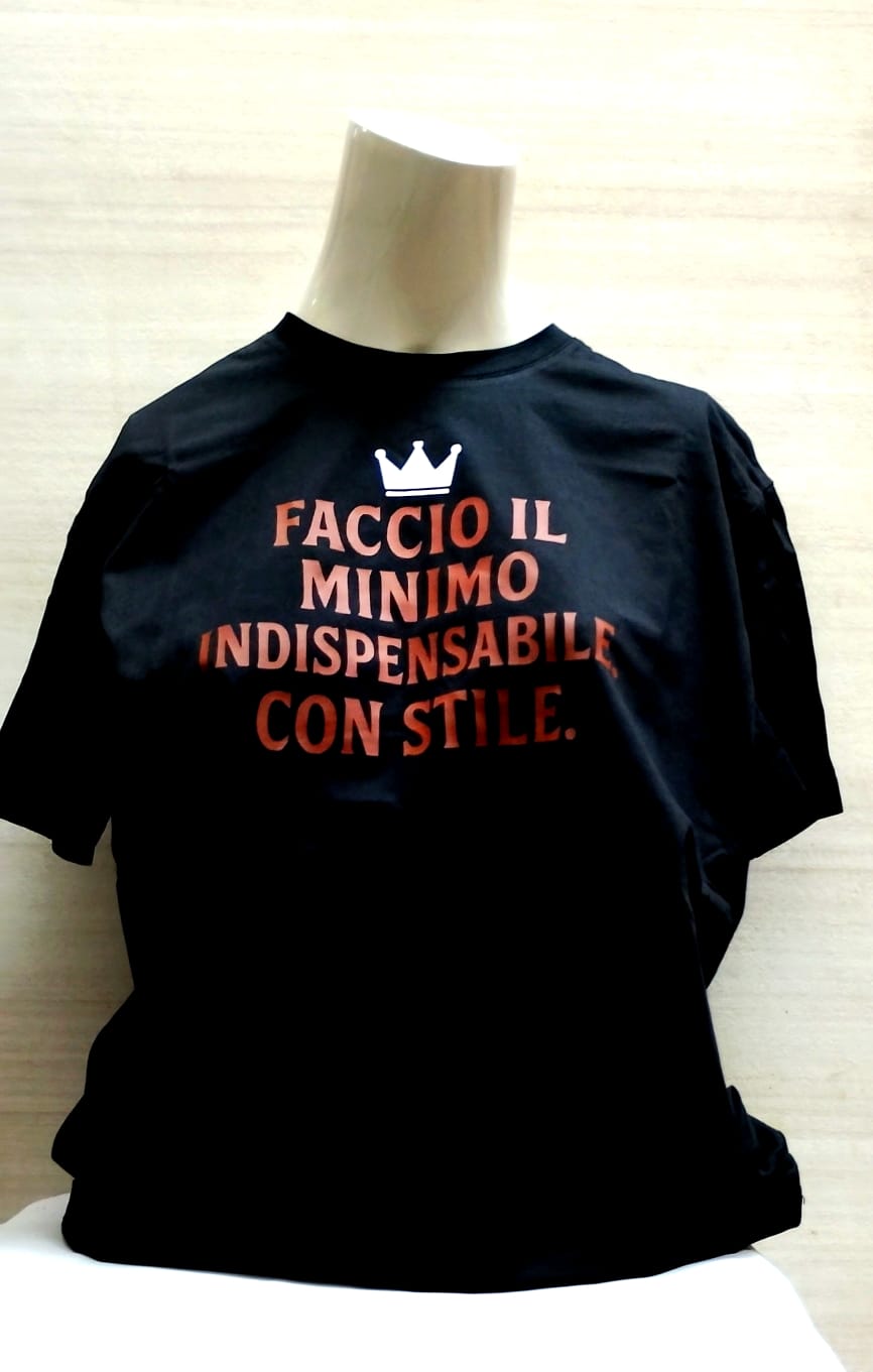 Magliette personalizzate con frasi o foto – Crea la tua t-shirt unica